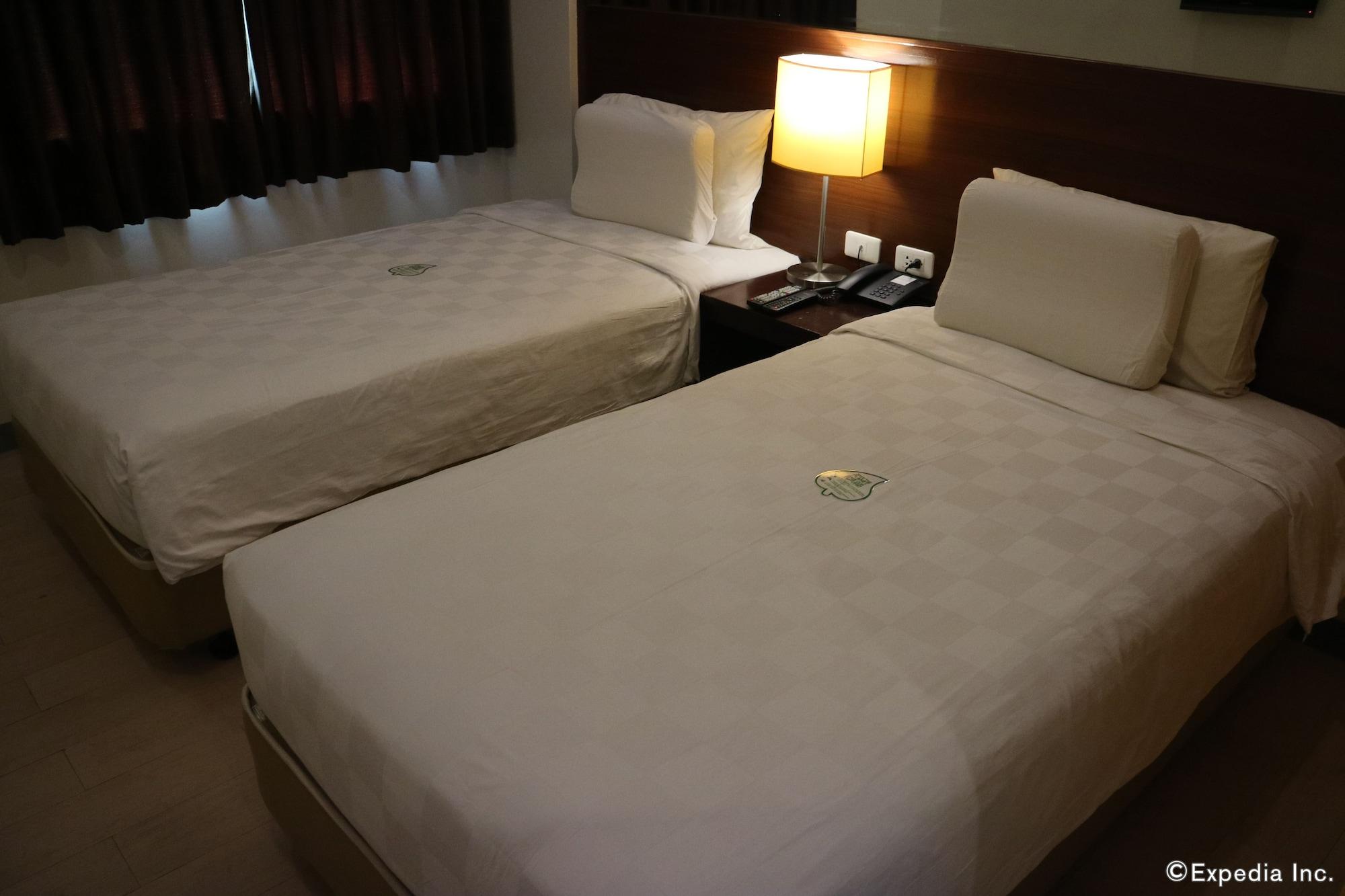 Go Hotels Bacolod Exterior foto